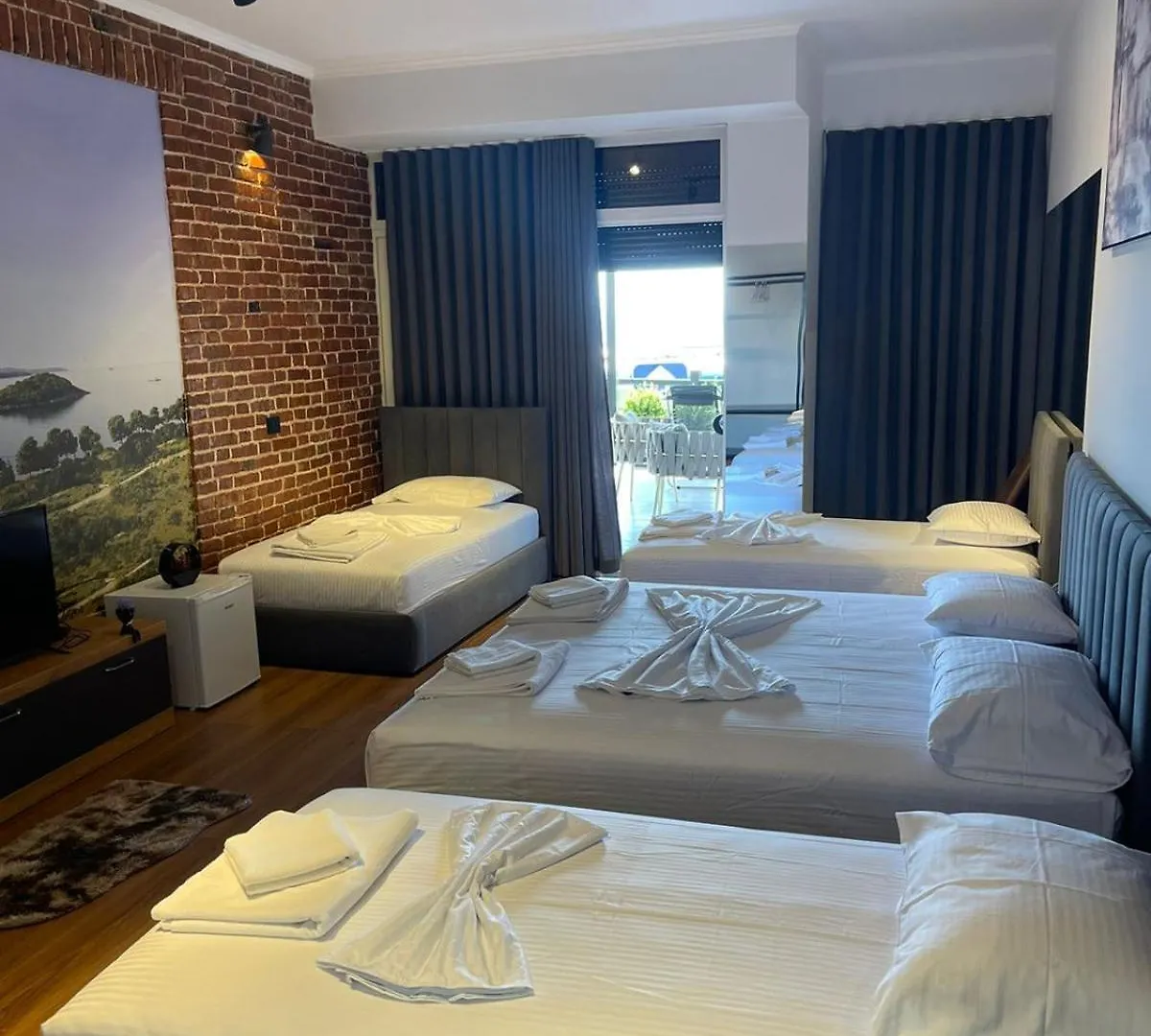 Aries Apartments Sarande