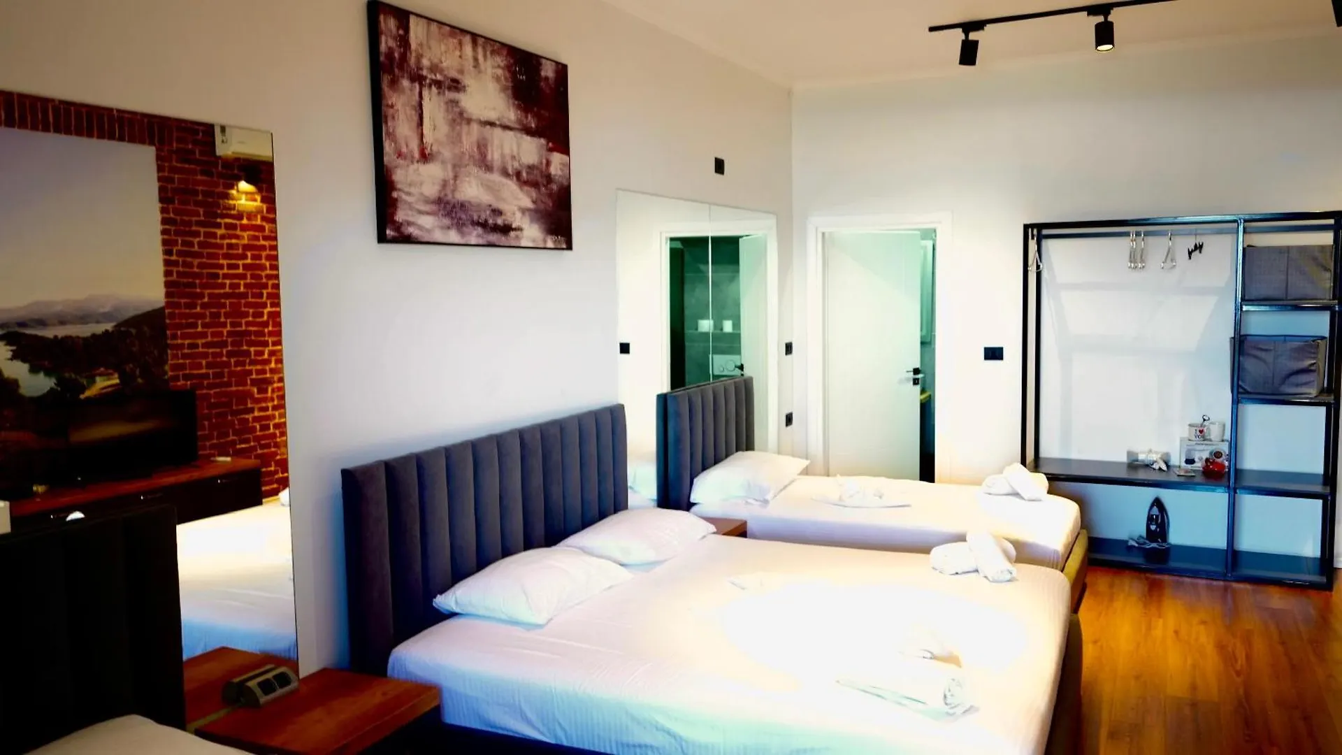 Aries Apartments Sarande 0*,  Albania