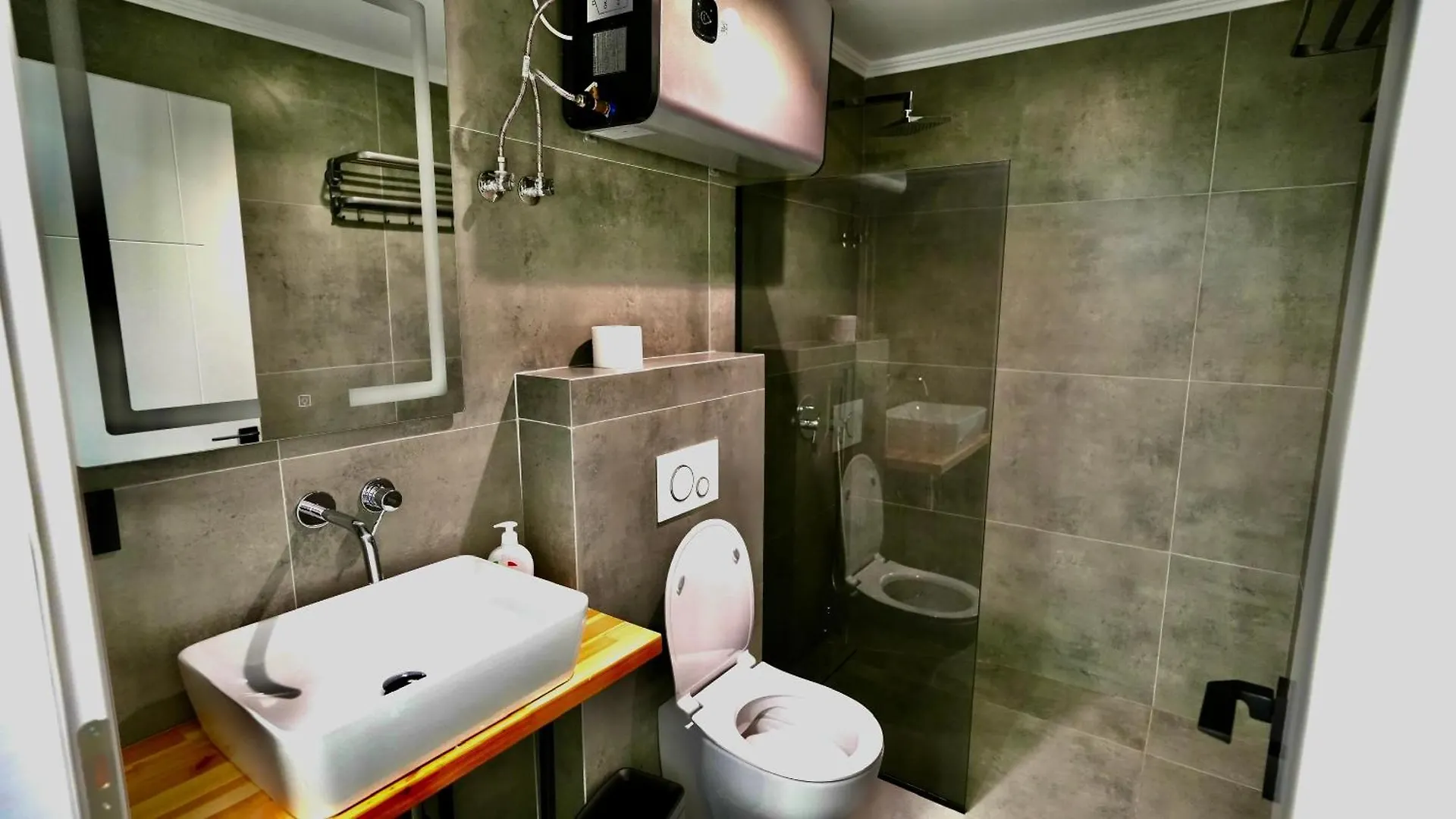 Aries Apartments Sarande