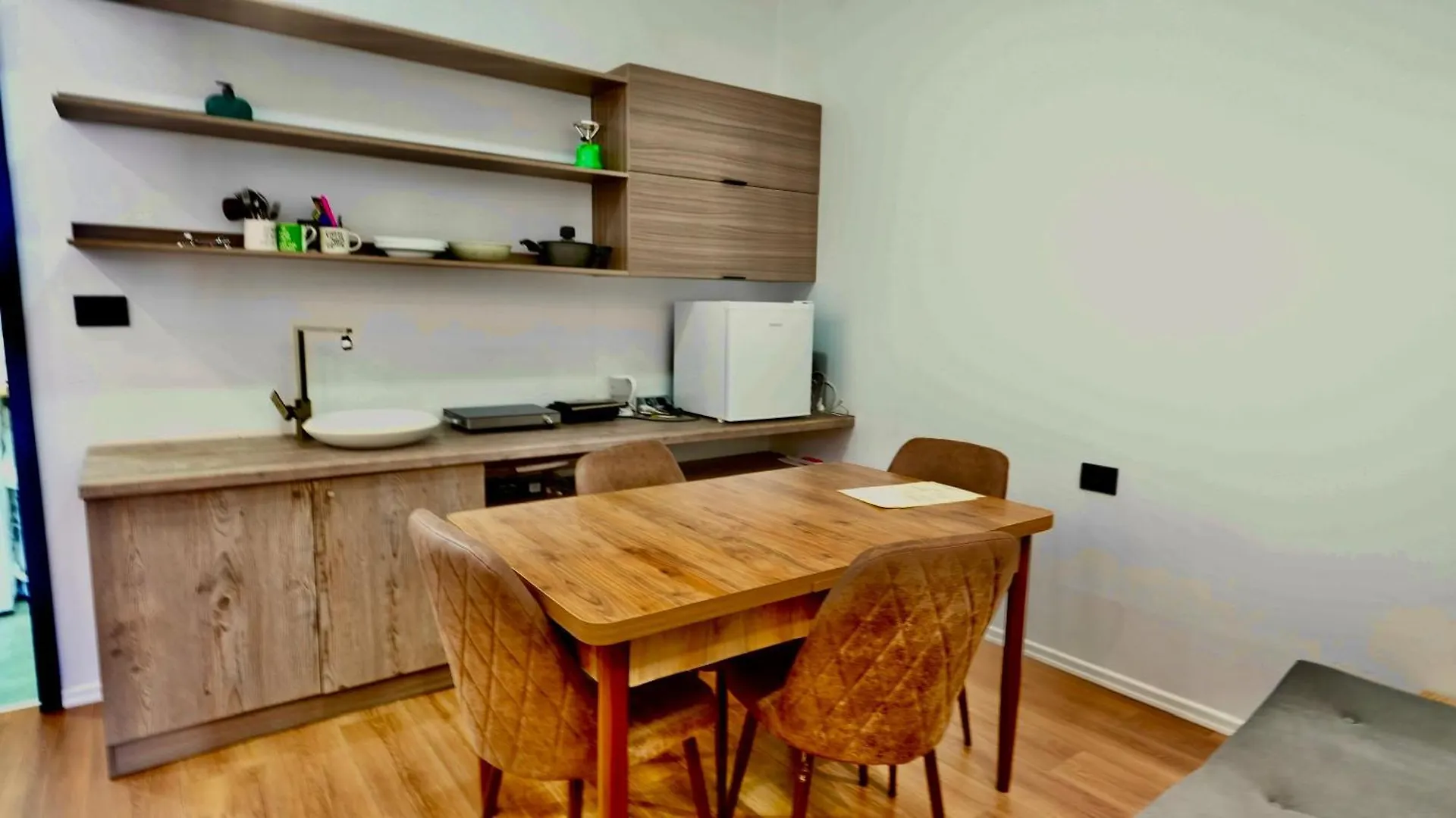 Aries Apartments Sarande
